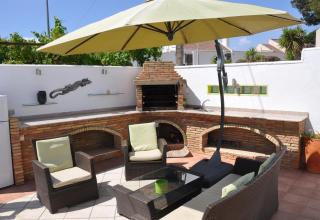 Villa with private pool - near golf - 9