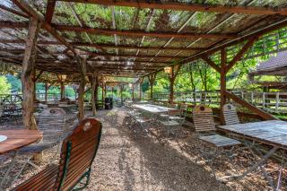 Gasthaus Hirschen Holl -  - 8