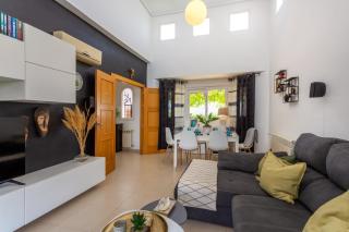 Luxury Spa and golf villa Denton - 3