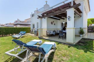 Luxury Spa and golf villa Denton - 7