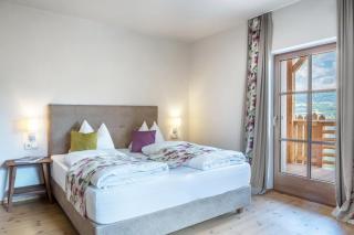 Rotkäppchen Schlosshof - 3