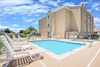 Microtel Inn & Suites Claremore Route 66 - Claremore - 8