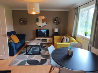 Chic 2 BDR Flat in Chester - 0