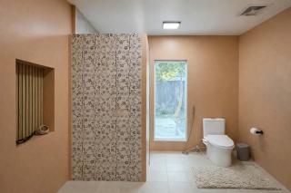 Luxea Flexstay III - Private Bungalow Guesthouse - 3