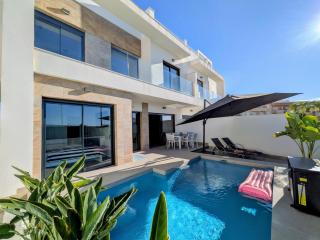 R-40-B Luxury Pool - 9