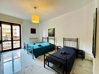 - The White Marble Beach Housefree - 8