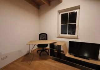 Charming Lakenear Apartment - 2