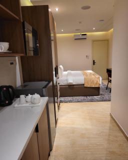 Vievely Suites and Apartments - 4