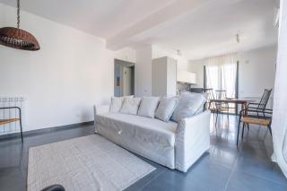 Ninai Sea Holiday Apartment 2 - 1