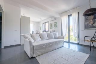 Ninai Sea Holiday Apartment 2 - 2