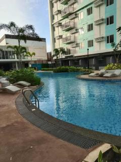 Minimalist vibe condo at Casa Mira Towers Mandaue - 2