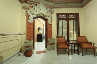 La Walon Hotel - Kuta - 6