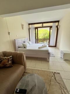 Studio Apartment at Goldensun Resort - 6