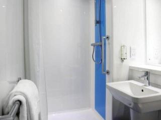 Travelodge Plymouth - 2