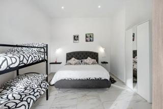 Silvana's House - 1