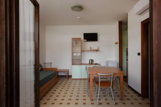 APT Garda Lake Sirmione con Piscina - FREE PARKING - Sirmione - 8