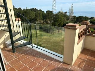 Rooftop Paradise Apartment - 1