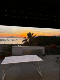 Appartamento frontemare con terrazzo - 4