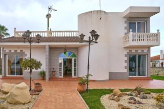 Villa Santa Ana en La Carlota - 0