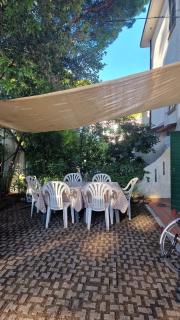 Villa Su 3 Piani Con Giardino - 6