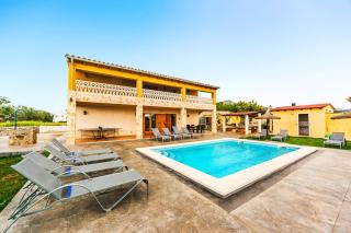 Villa Damian 12 - 0