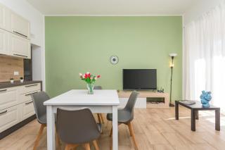 Eleven Holidays Home - 6