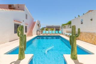 Villa Carolima - Heated Pool - 9