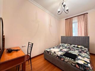 Republic Square FAMILY 2 bedroom 2 bathroom - 7