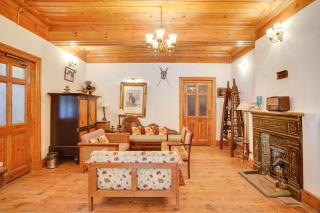 Shlok's HomeStay - 1