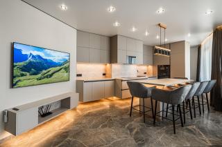 13-102 Manhattan 3-bedroom, Beresteiskyi 11, Kyiv, Politekh metro nearby, panoramic city view, 15 kW backup power, Petrovdom Apartment - 8