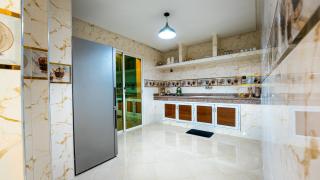 Modern 2BR Apartment Near Train Station with Private Parking - 1