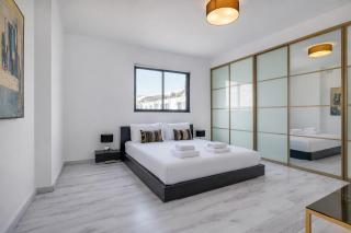 Seafront Penthouse paradise Views of Balluta Bay - St. Julianʼs - 2