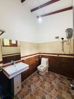 Ceylavia Inn - 1