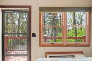 Quail Cove 4 - Lakefront Studio Boat Slip - 8