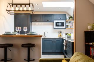 Gorgeous 2 Bedroom Home in Cirencester - 3