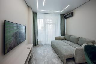 33-413 Manhattan, Beresteiskyi 11, Kyiv, Politekh metro nearby, stunning city view, 15 kW backup power, Petrovdom Apartment - 2