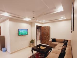 Modern Elite stays in Bahria Town Lahore - 4