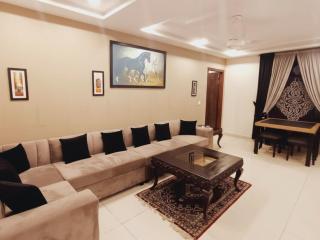 Modern Elite stays in Bahria Town Lahore - 1