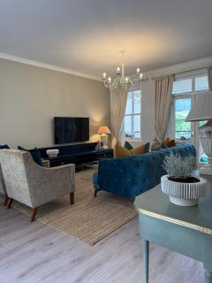 3 Bed Lakeview at Lermitage - 5