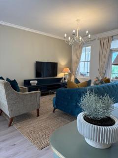 3 Bed Lakeview at Lermitage - 3