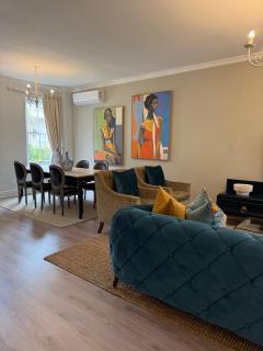 3 Bed Lakeview at Lermitage - 1