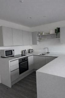 1 Bed Luxury City Centre Apt, 2 Balconies And Gym - Near AO Arena, Victoria Train Station, University of Salford - FREE 1HR EARLY CHECK-IN - 9