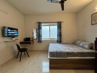 Chic Studio Retreat - Indiranagar Bengaluru - ES101 - 0