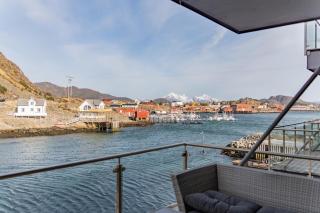 Villa Lofoten balcony view - 2