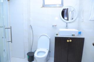 yellow apple hotel - 8