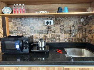 Chic Studio Retreat - Indiranagar Bengaluru - ES101 - 1