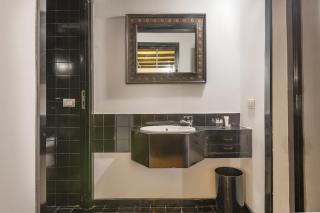 Zentrales Apartment mit 3 En-Suite Schlafzimmern und Parkplatz in Frankfurt - 3