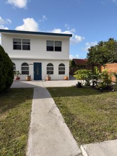 1Miami Comfort Near Beaches & Downtown 1st Flr - 0