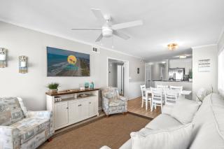 Pelican's Watch Cozy Oceanfront Unit 304 - 1
