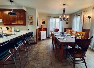 Spa & Pool Table - L Experience - 1